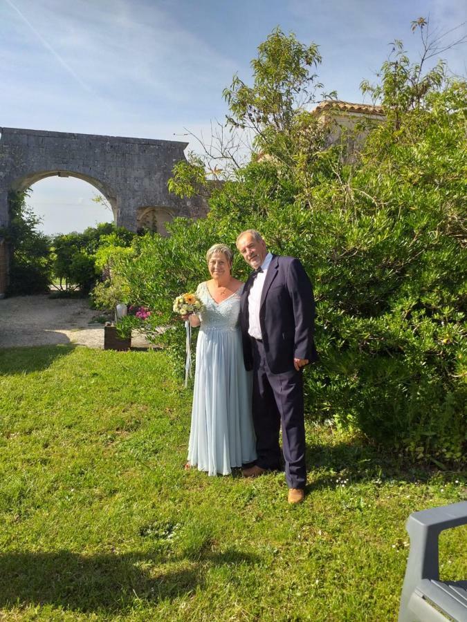 Willa Logis De Bois Roche Saint-Bonnet-sur-Gironde Zewnętrze zdjęcie